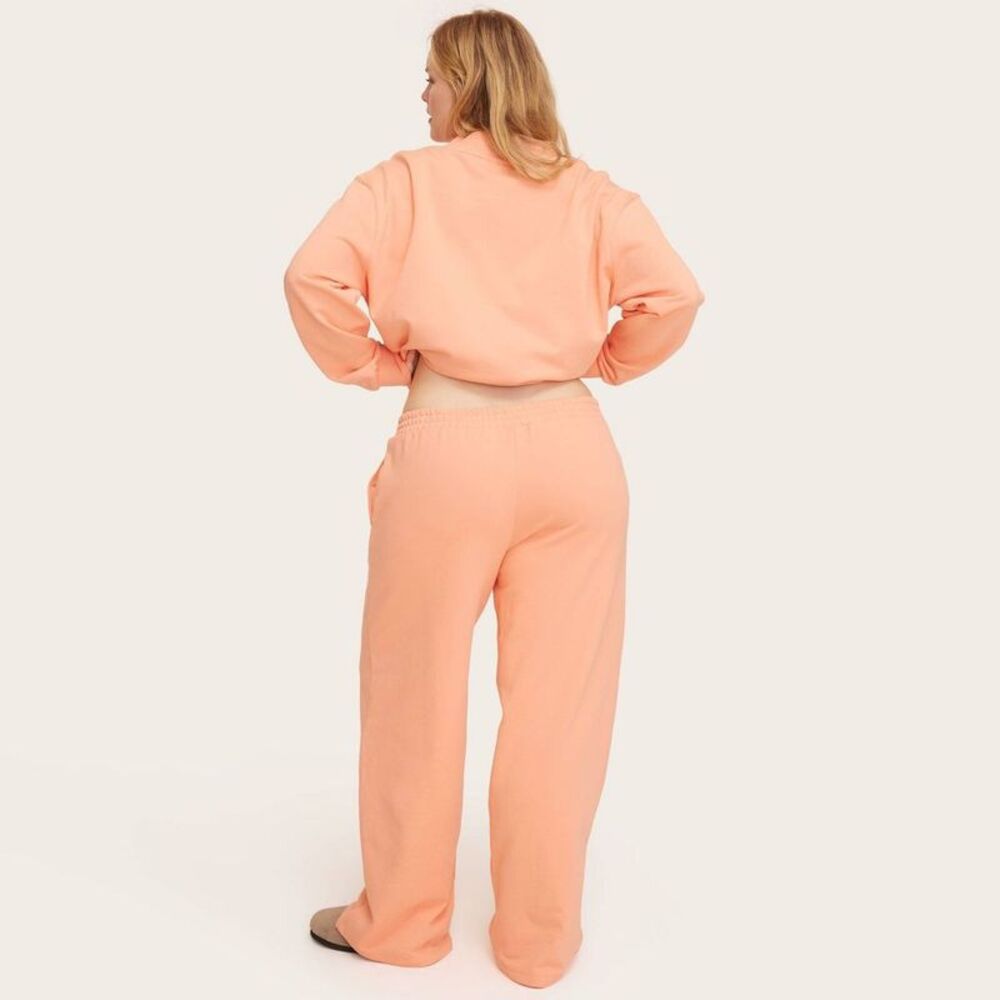Parke - Women's High-Rise Boxer Sweatpants - Parke Peach O Orange - Picture 2 of 4